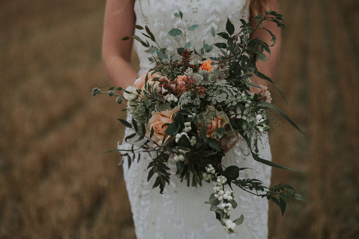 natural wedding flowers